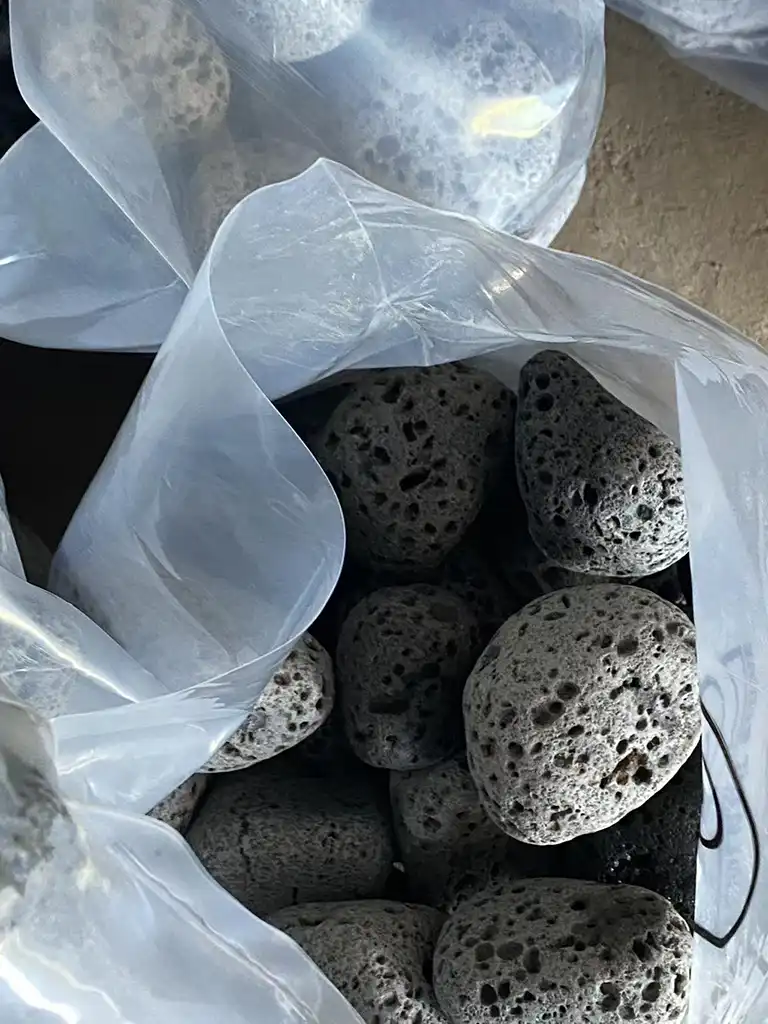lava stone pebbles, lava stone loose pebbles,volcanic lava rocks